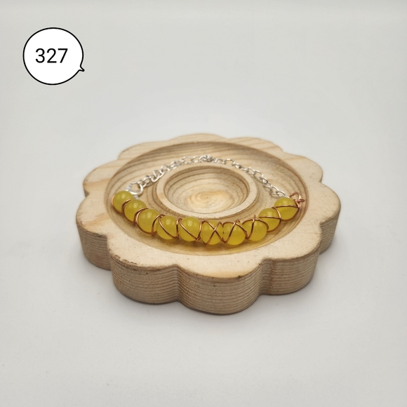 Handmade Wire-wrapped Elegant Yellow Adjustable Beaded Bracelet - Picture 2 of 4